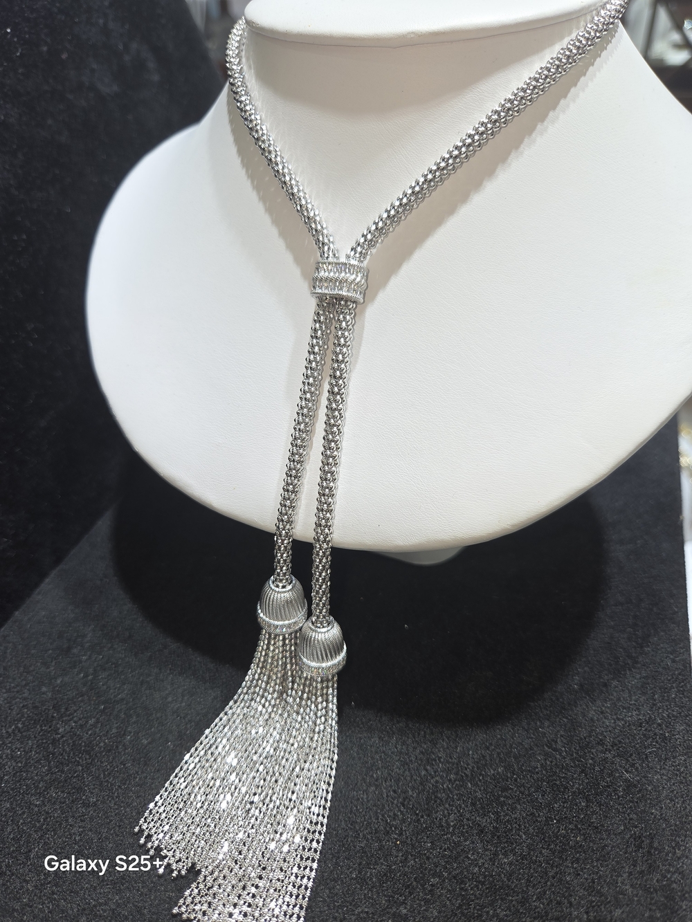 Silver Tassel Lariat Necklace - Elegant Women's Jewelry